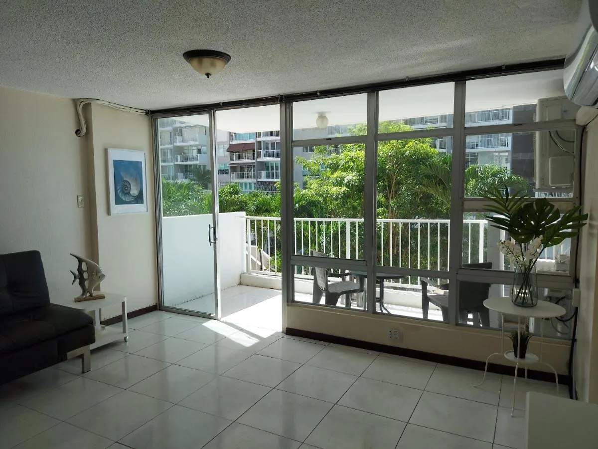 Coral Beach Isla Verde Beach Front Large 1 Bedroom Apt 208 Tower 1 San Juan Apartmán